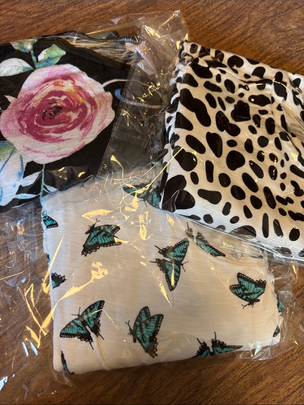 LuLaRoe NWOT XL Olive Tops Set of 3 Tulip Sleeve Slub Knit Black White Prints